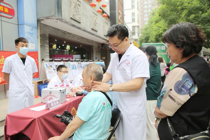 傳承創(chuàng)新，讓推拿正骨非遺技藝綻放時代光芒——趙永林院長深耕骨傷醫(yī)學(xué)三十年紀實